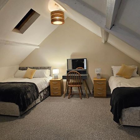 Skyline Queen'S Suites 203 스완지 외부 사진