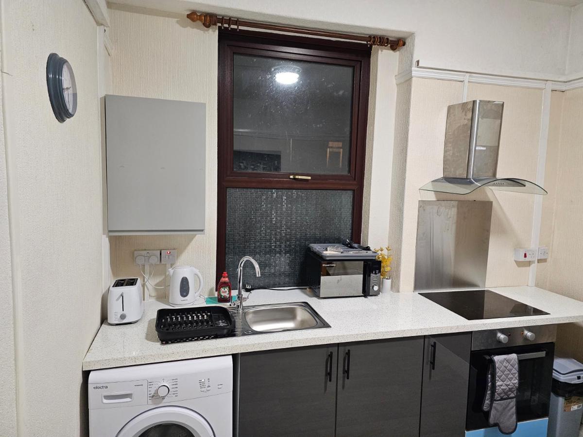 Skyline Queen'S Suites 203 스완지 외부 사진