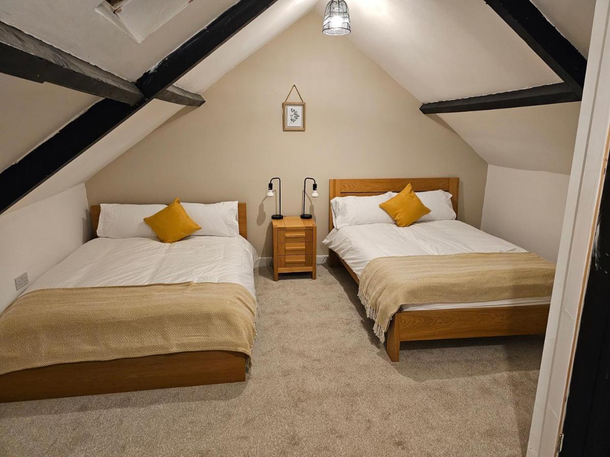 Skyline Queen'S Suites 203 스완지 외부 사진