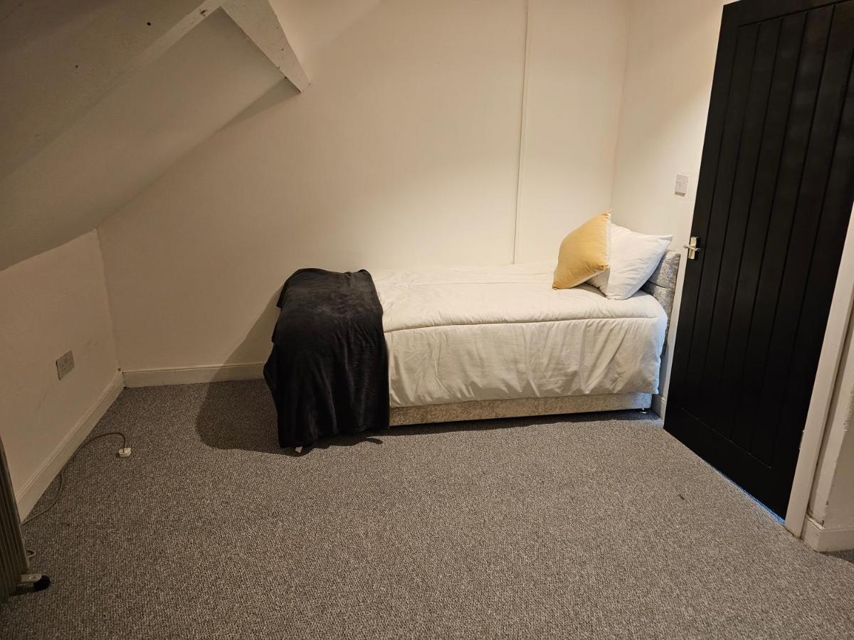 Skyline Queen'S Suites 203 스완지 외부 사진